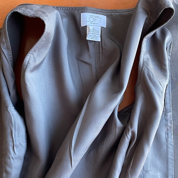 Vintage Ann Taylor LOFT vest, size 6 - Picture 5 of 8